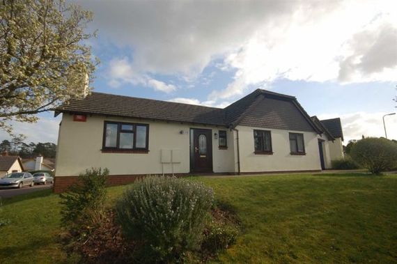 3 bedroom Detached t...